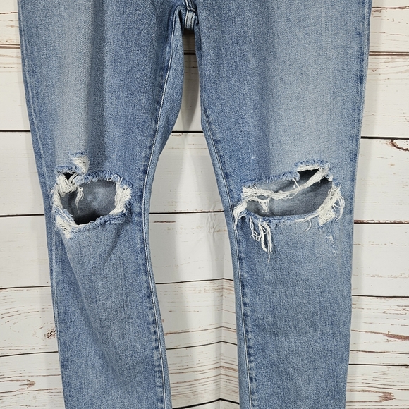 Agolde | Toni Straight Distressed Light Wash Jeans - Picture 5 of 8